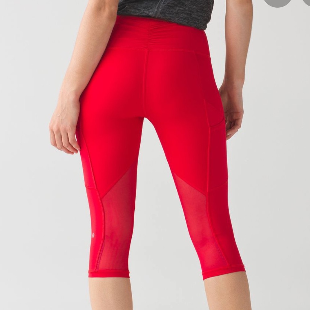 Red crop fitted lululemon leggings with zippers 💕